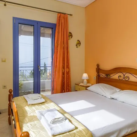 Artemis - Luxury Over Lourdas Bay *