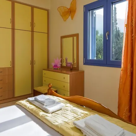 Artemis - Luxury Over Lourdas Bay Casa de Férias