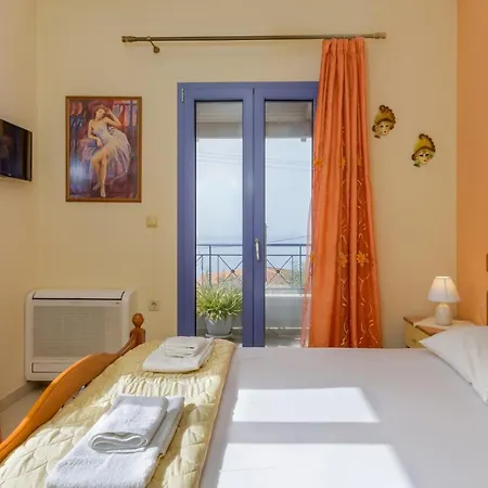 Artemis - Luxury Over Lourdas Bay